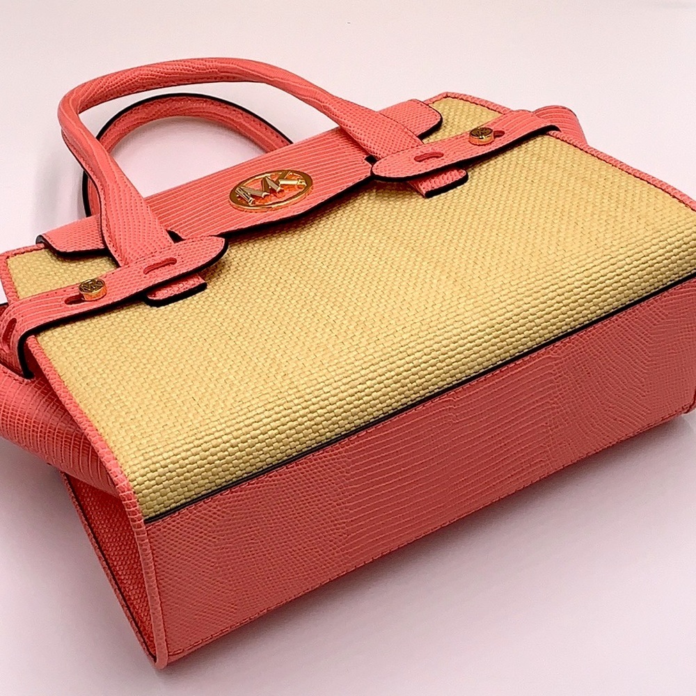 MICHAEL KORS CARMEN MEDIUM FLAP MESSENGER SATCHEL GRAPEFRUIT COLOR - Picture 9 of 16